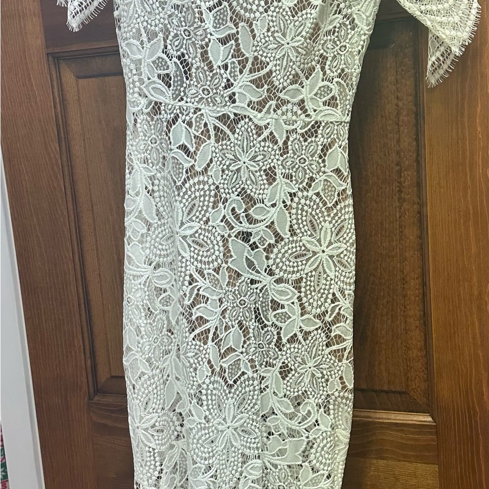 Elegant White Lace Dress